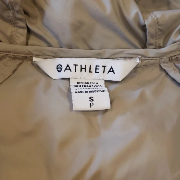 Athleta Aire Puffer Parka Size Small ⛅ - Picture 7 of 9